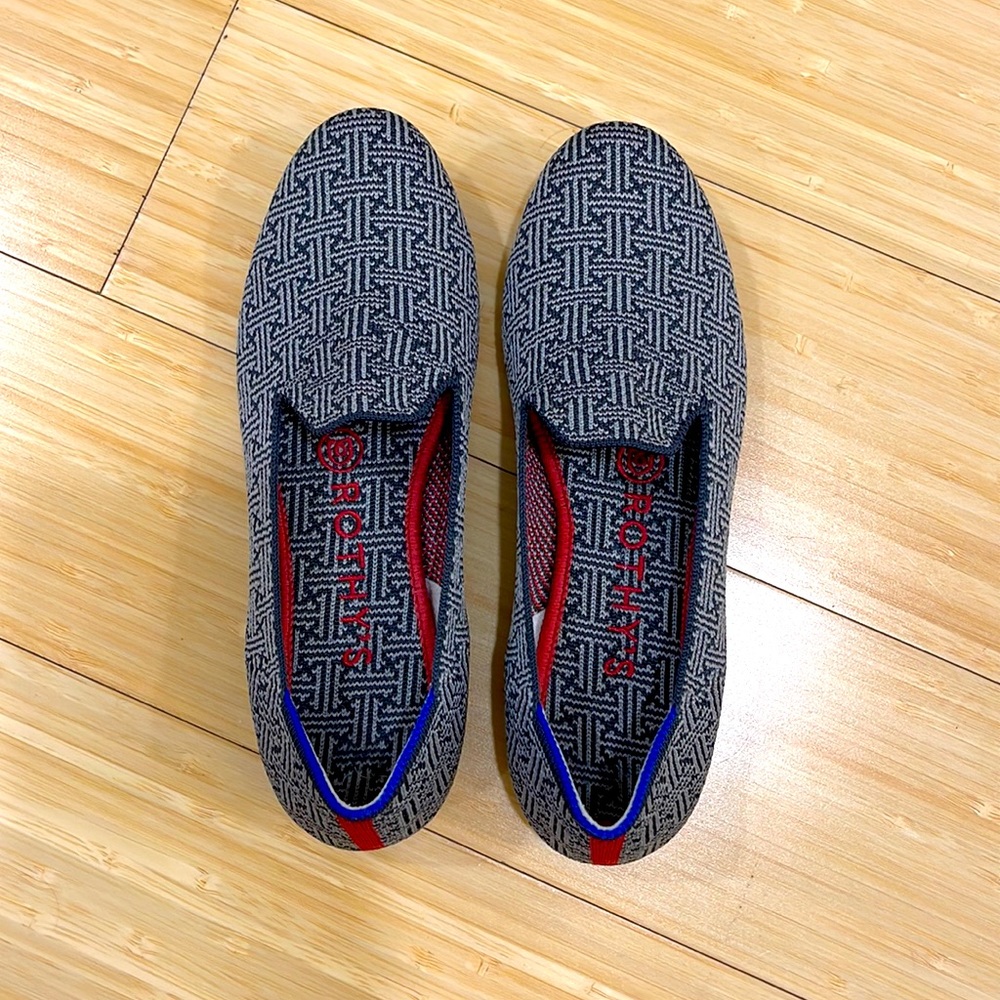 Rothy’s flats. Great geometric pattern.  Super comfortable. Worn 2 times.
